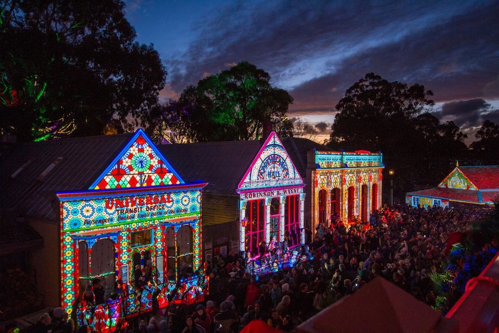 Impressive Hobby Farm Close in Bungaree