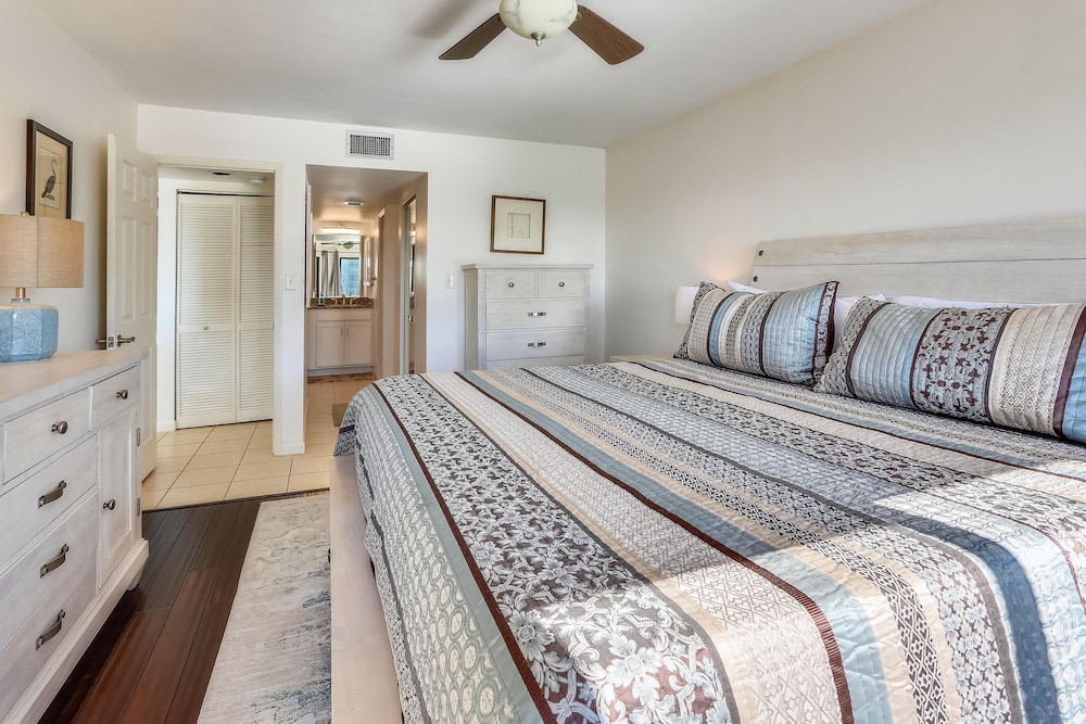 Land's End 5-302 Gulf-bay Front - Premier