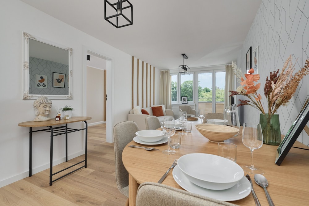 Bright & Stylish Gajowicka by Renters view 5