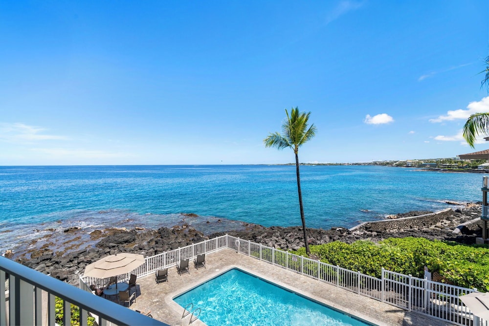 Ocean Front - Direct View of Kailua Bay - Vrkcv