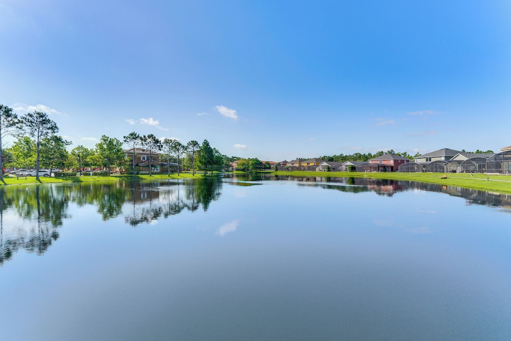 7 Mi to Wdw, Resort Perks: Retreat in Kissimmee!