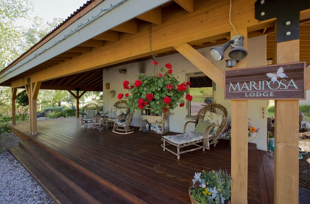 Mariposa Lodge B&B