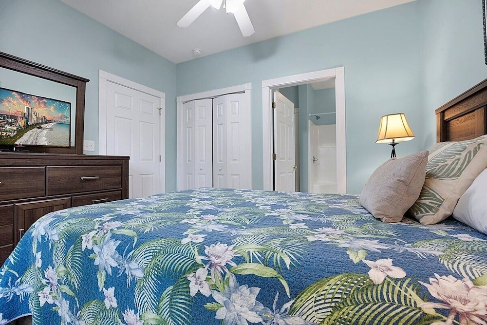 Magnolia North 4880 Unit 101 3 Bedroom Condo