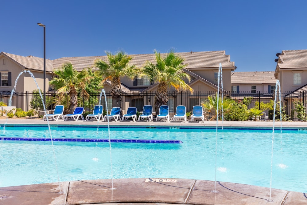 Sand Cove 3 Bedroom Townhouse