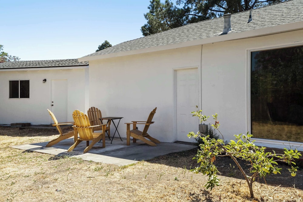 @ Marbella Lane - Spacious 2BR Home Near Westgate
