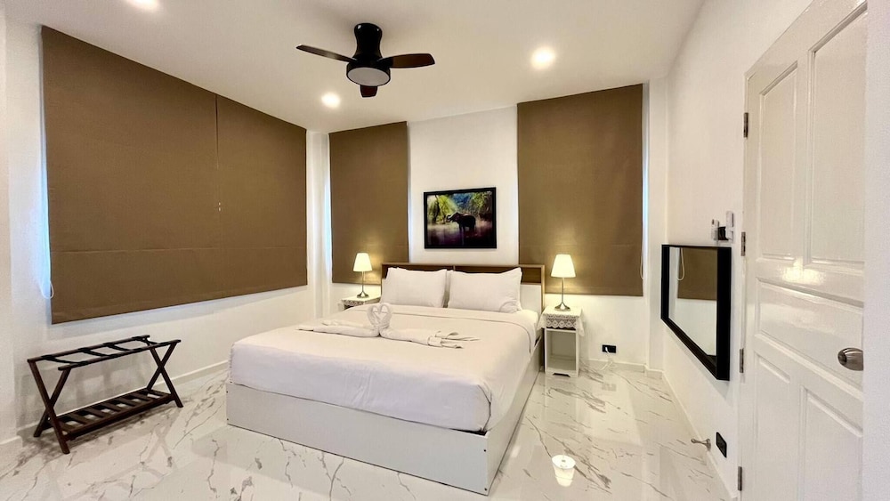 Khaolak Pool Villa With 3 Bedrooms