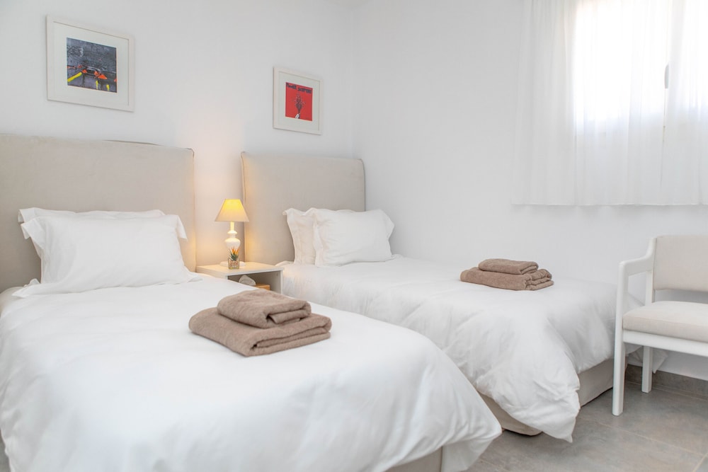 Naxian Resort