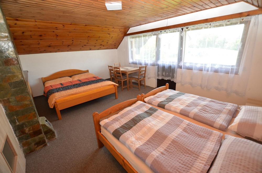 Pool Mountain View - Holiday Home Mojer