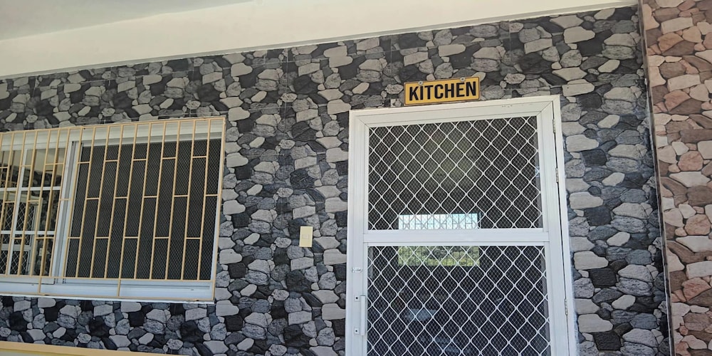 Michael's Homestay - Farm Villa near Patar Beach & Bolinao Falls