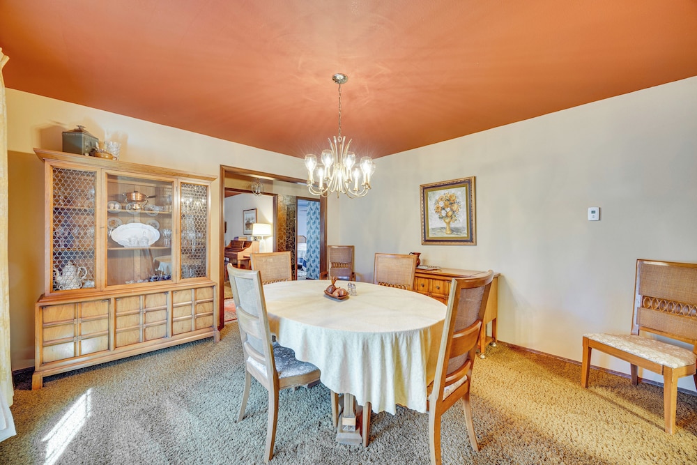 5 Mi to Castlewood Canyon: 'grandma's House'