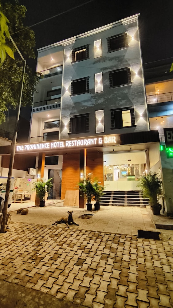The Prominence Hotel Restaurant & Bar