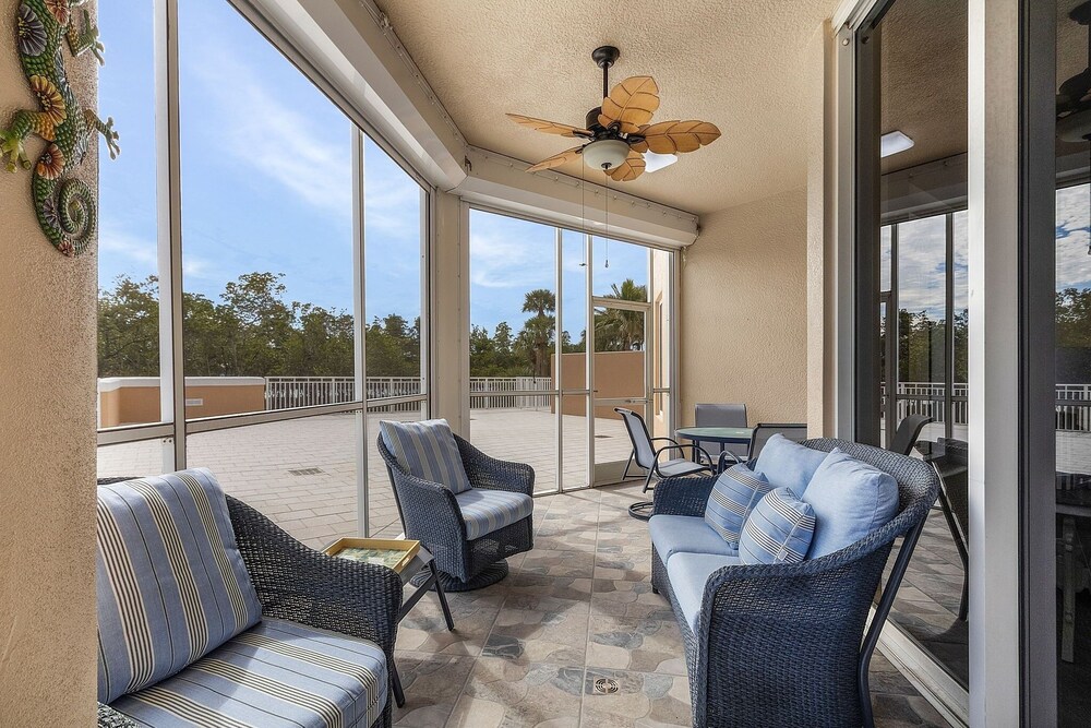 Manatee Bay #721: Waterfront Condo W/ Bay Views & Pool 3 Bedroom Condo