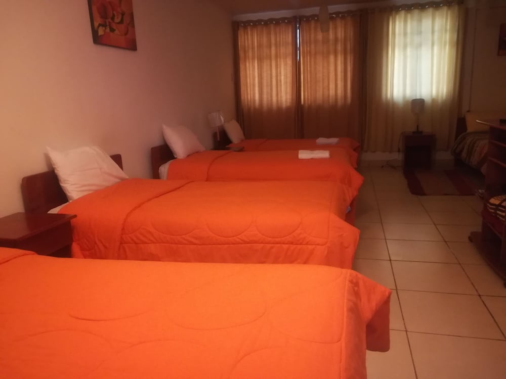 Hospedaje Keros Bed & Breakfast