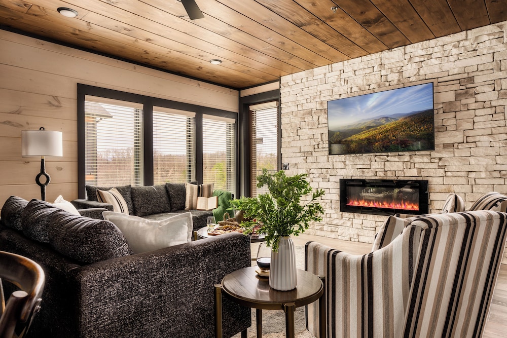 Smith Creek Reserve Luxury Cabins
