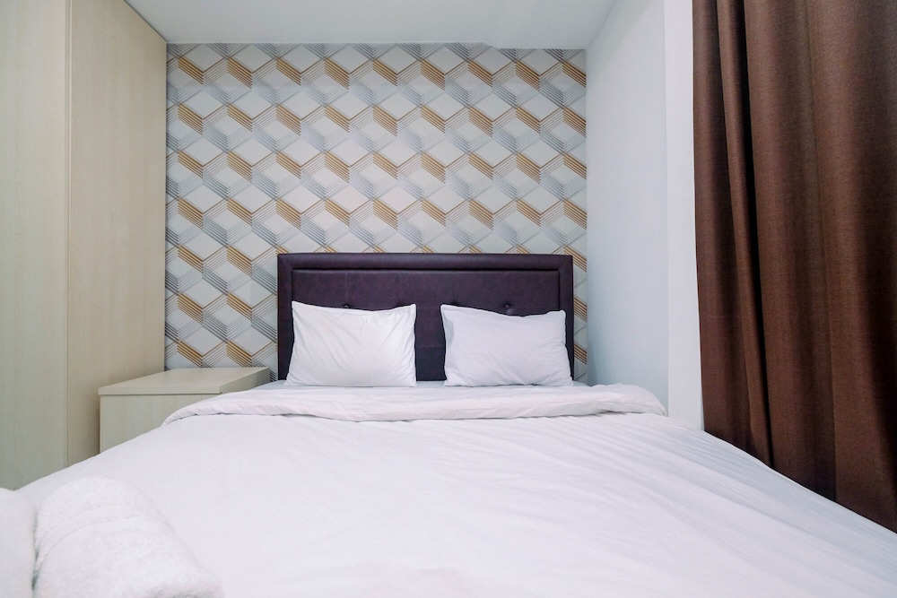 Relaxing Studio Apartment at Azalea Suites Cikarang view 2
