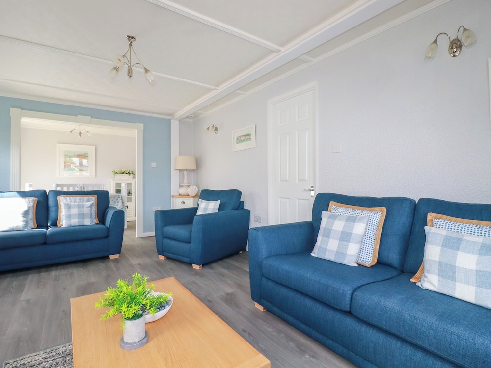 Lowen Lodge