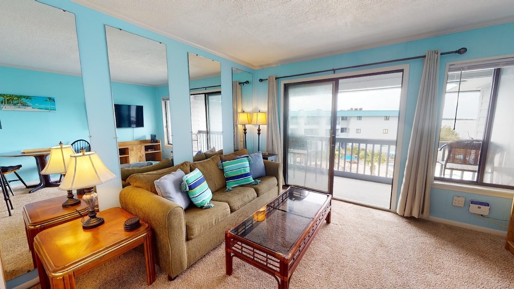 Beach Racquet by Tybee Vacation Rentals