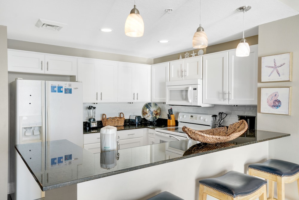Calypso Beach Resort by Panhandle Getaways