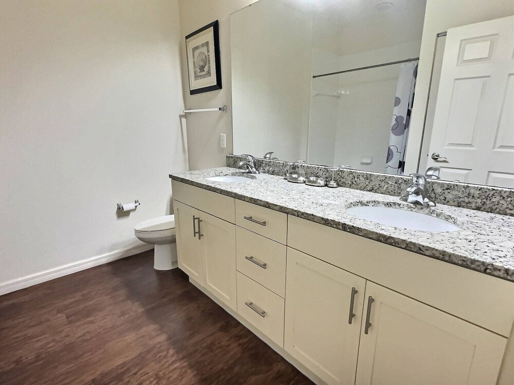 Lucaya 3BR Townhome 15min to Disney Gated