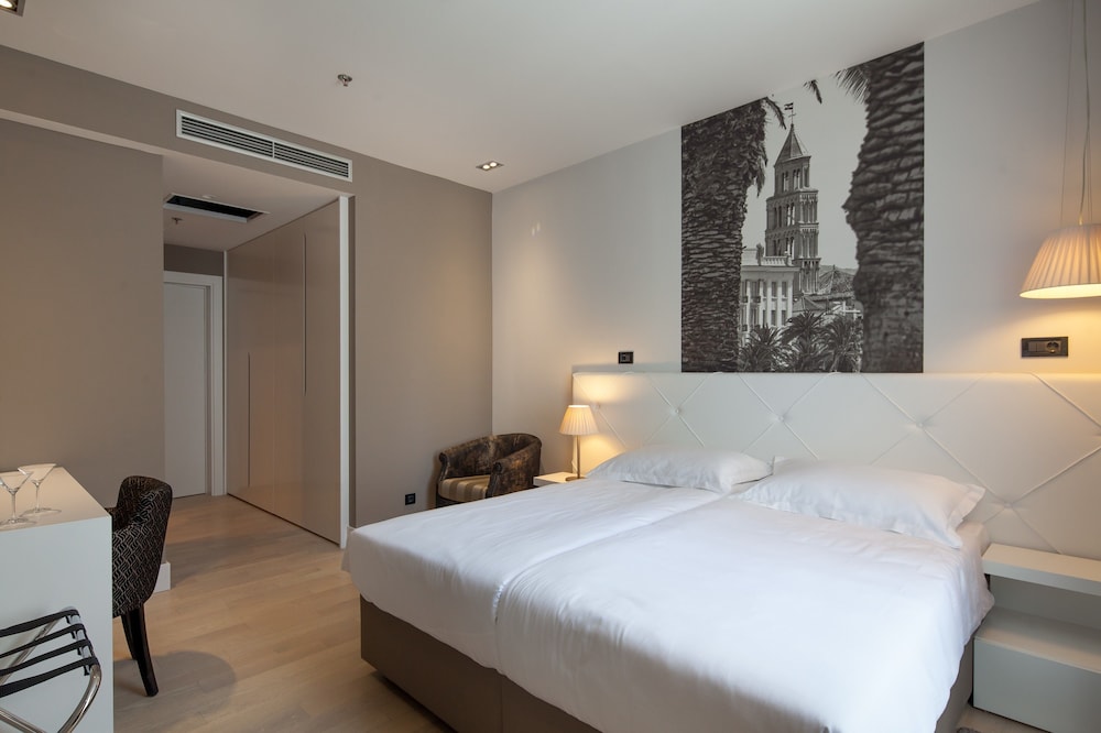 Cornaro Hotel 21