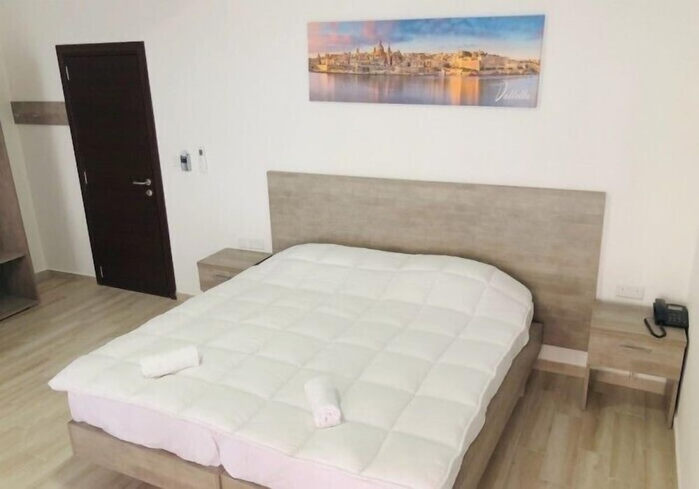 Napoli Suites photo 3
