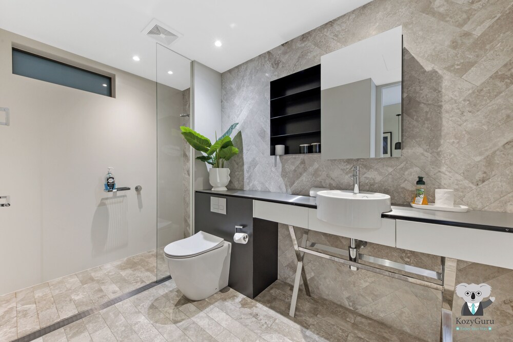 Kozyguru | Surry Hills | Freshly Cozy Apt