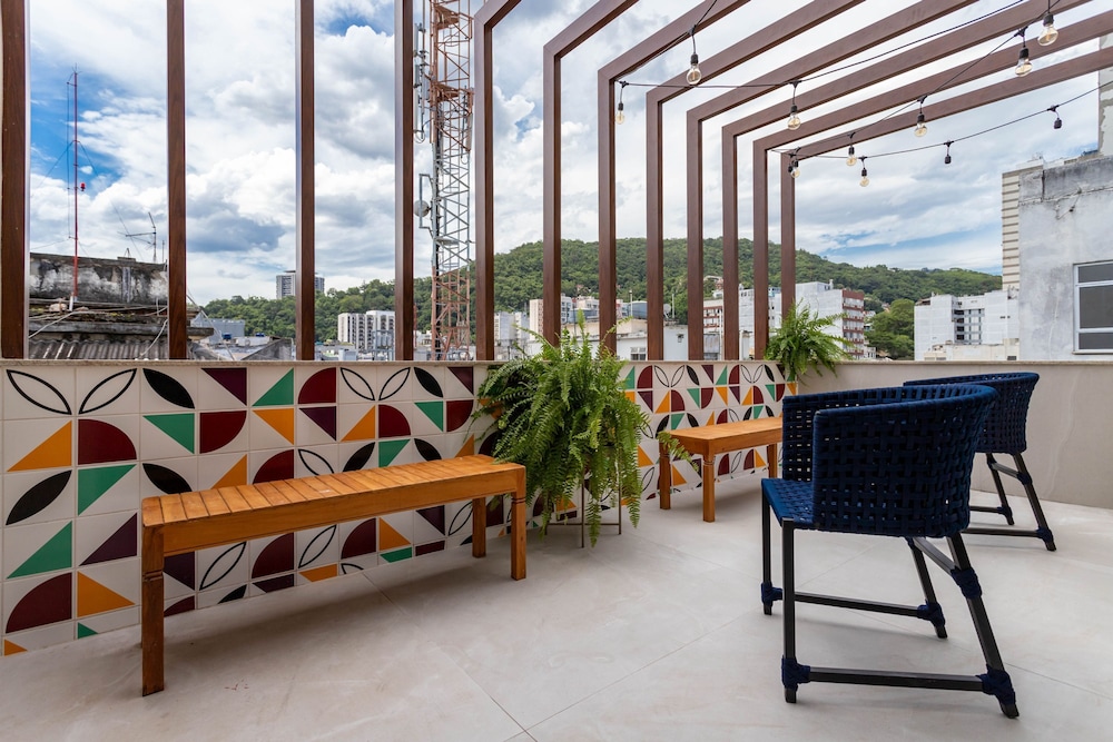 Cosy a few Steps From Copacabana Beach Q13