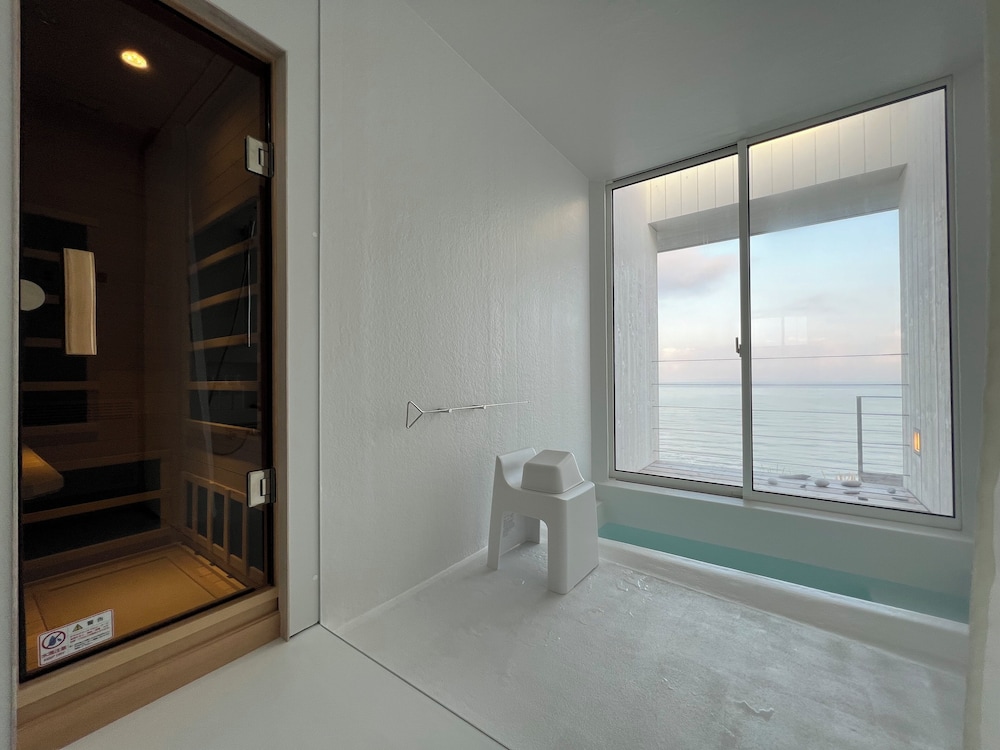 Cliff House MORAI