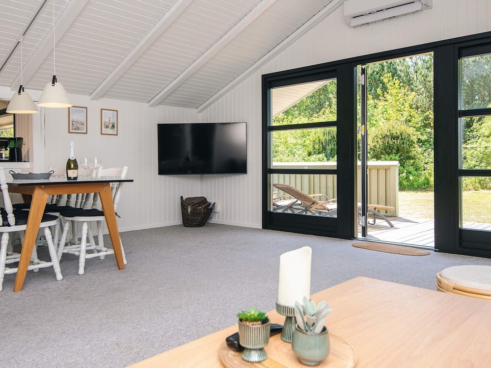 6 Person Holiday Home in Norre Nebel