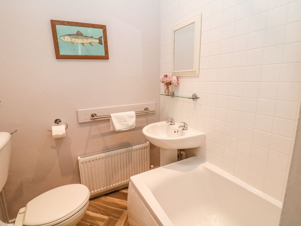 Hope Valley Vacations - Poacher's Arms - Property Image 18