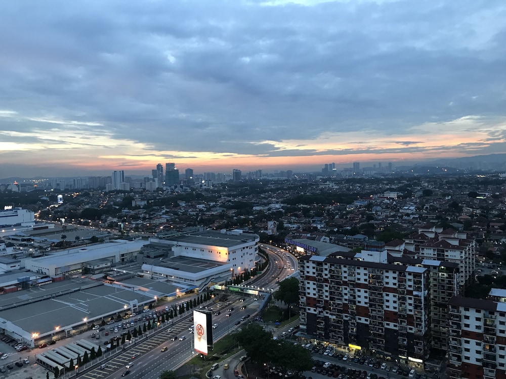 Minimalist Duplex at Sunway & PJ