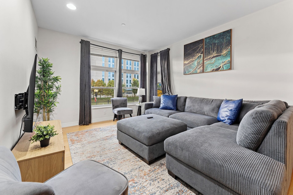Furnished Apartment near BMC