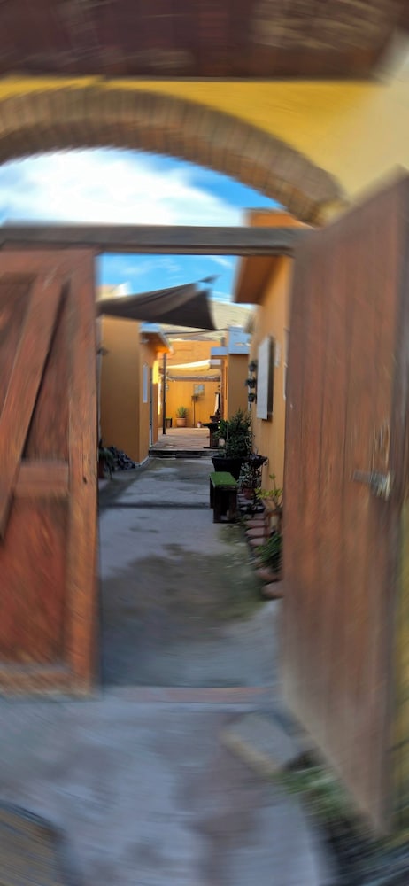 Hostal Ekda