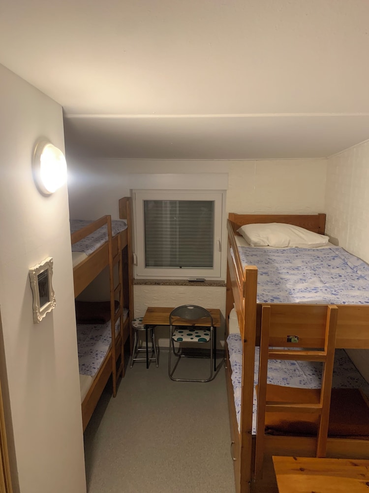 Hostel Kantun