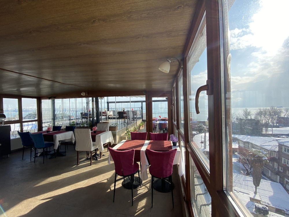 Spinel Hotel - Image 20