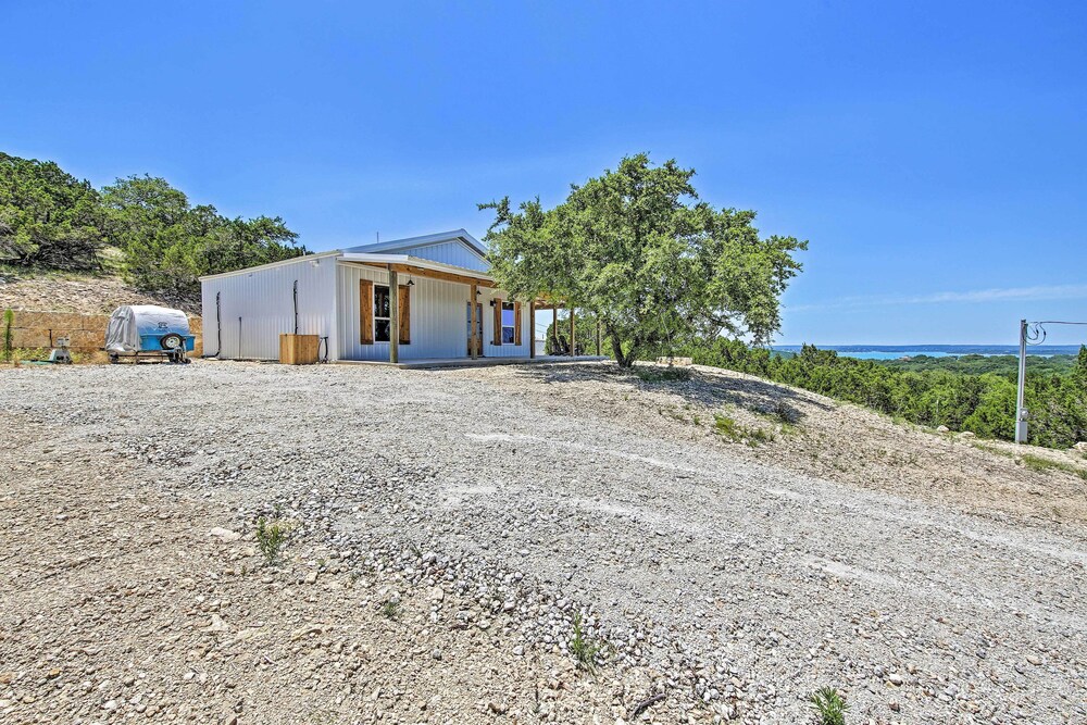 Modern Cabin w/ Stunning Views ~ 1 Mi to Lake!