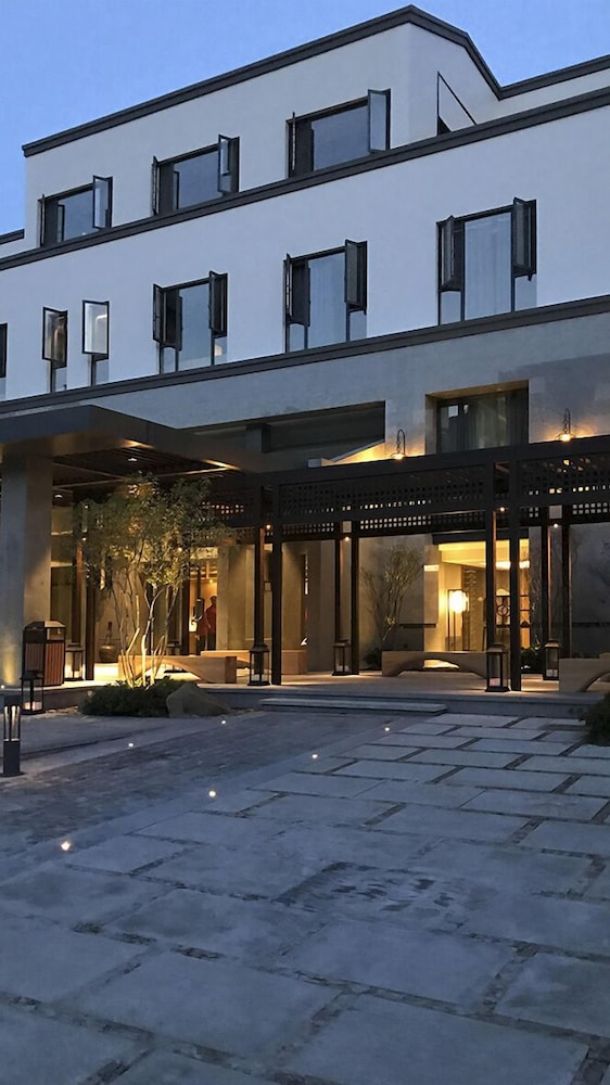 The Lucid Resort
