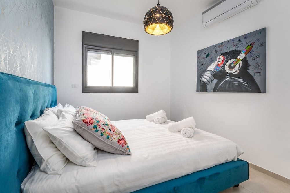luxury garden apartment heated pool view 3