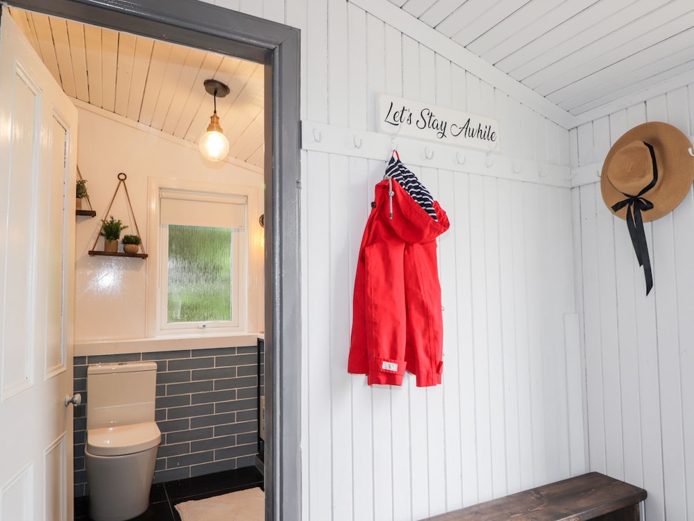 Challenger Bothy