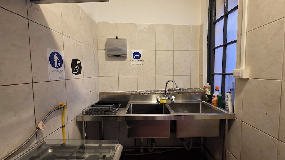 Oceana Suites Chile Hostel