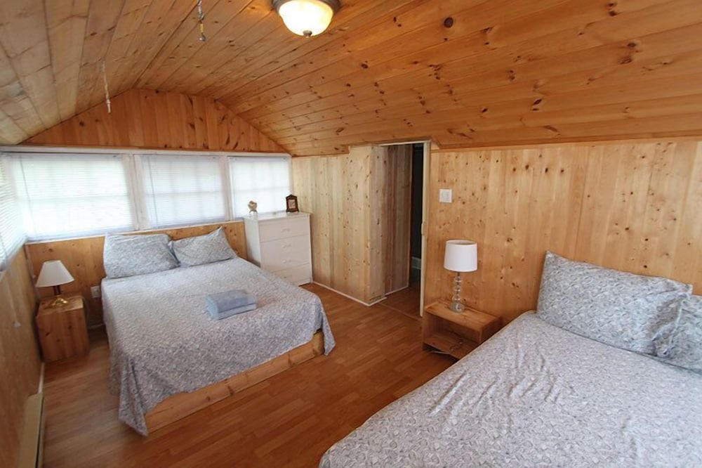 Riverview Cottages