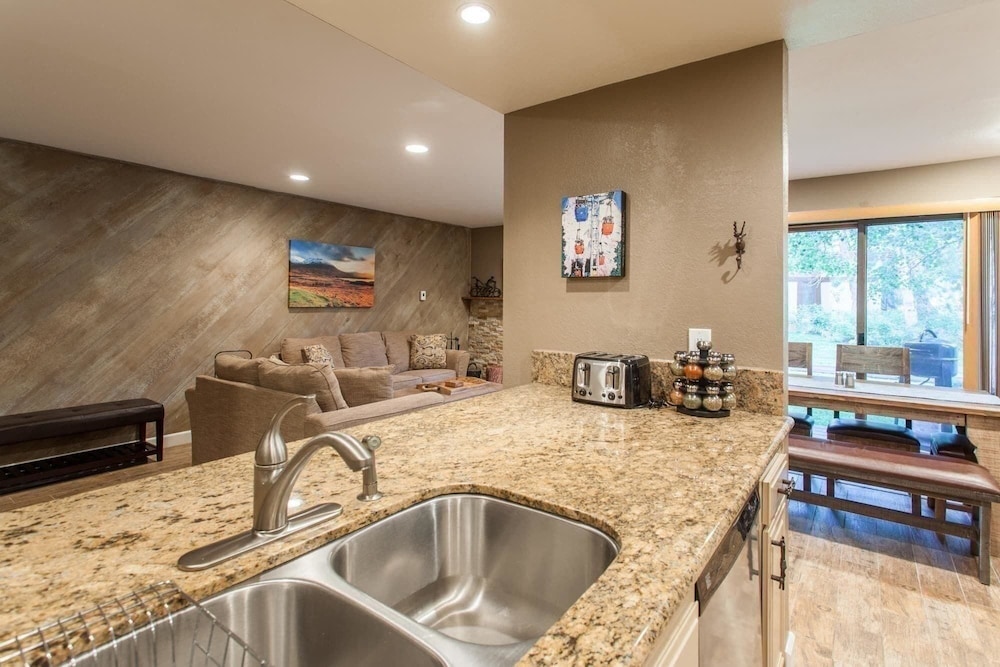 Snowcreek 405 Phase III