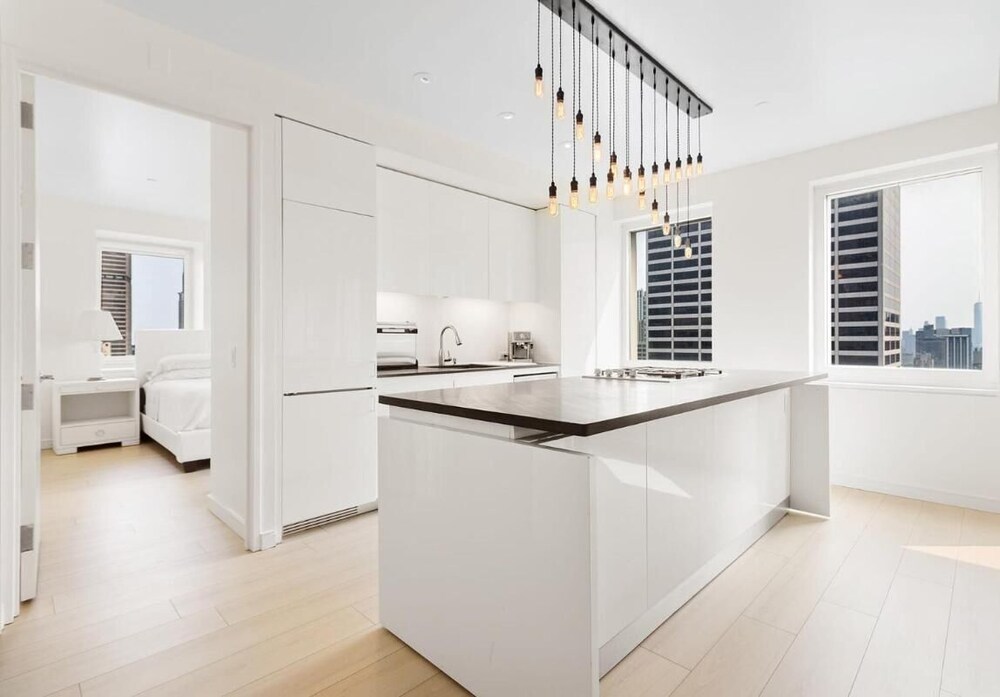 5 Bedroom Luxury Apartment - Grand Opening Promotion - 3