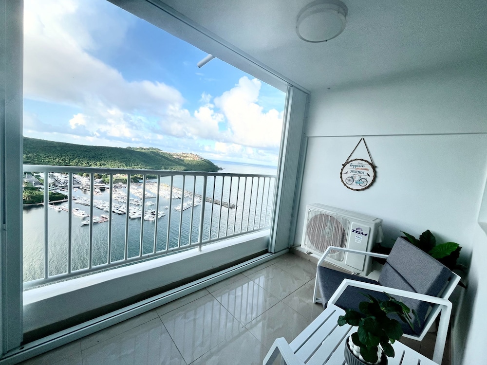 Stunning Marina Views Pool Kayak Island Tours
