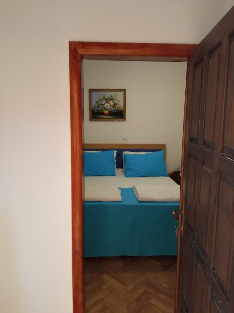 Photo 31