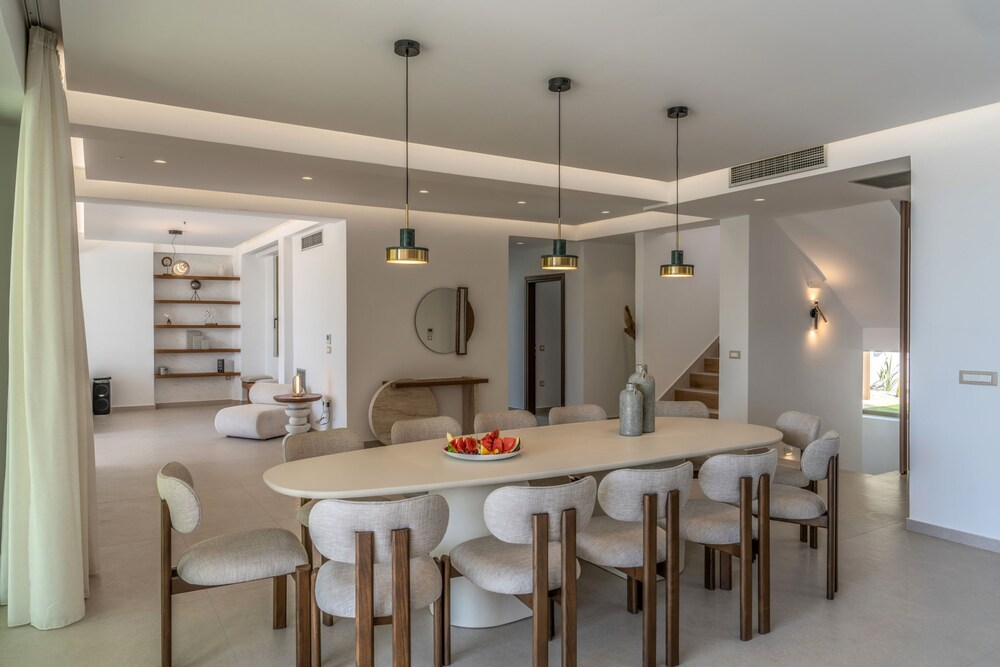 Luxurious Villa Selestine - With Private Pool