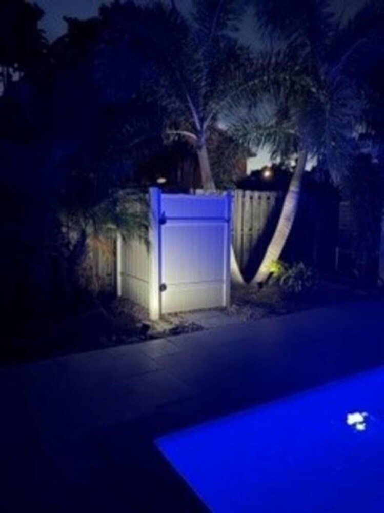 Steps to Beach Heated Pool