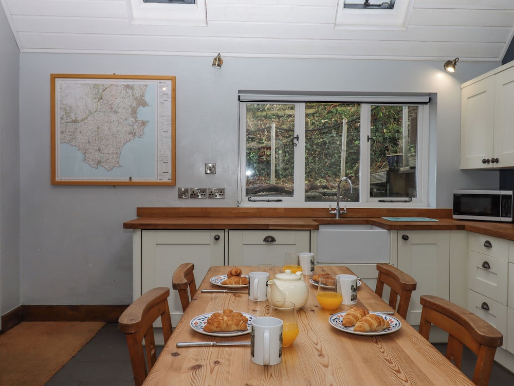 Alpha Cottage