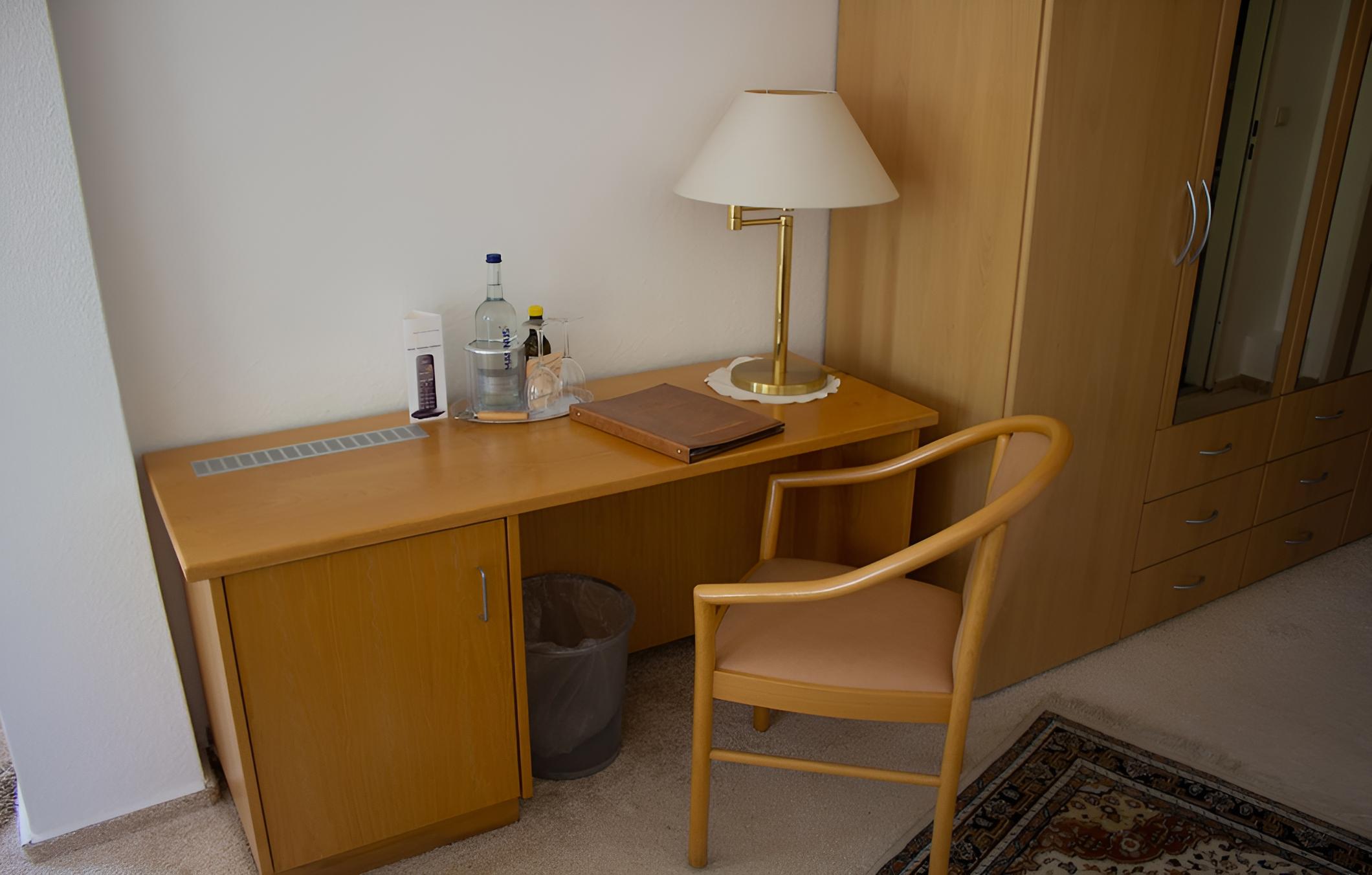 Photo 13