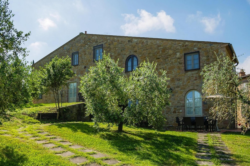 Borgo Collelungo, Apartments in Montaione view 5